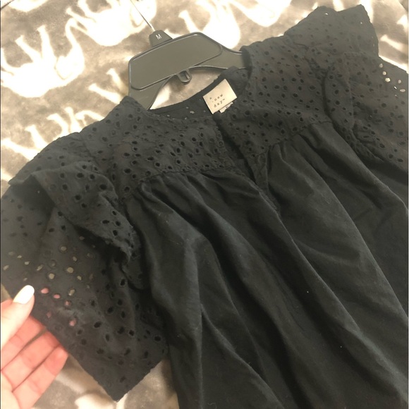 a new day Tops - 🎉🎉4 for $10🎉🎉
 gorgeous blouse 💕